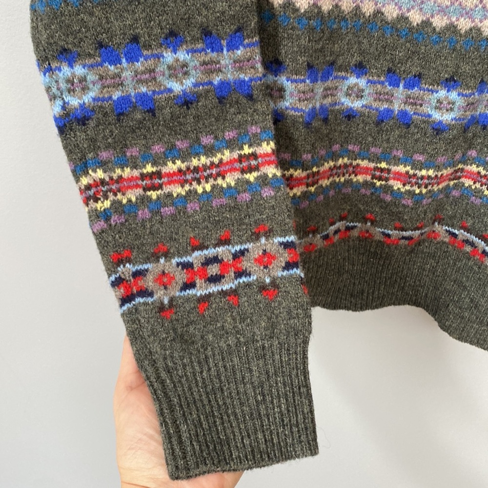 J. Crew 100% lamb wool crewneck sweater. - Picture 3 of 8